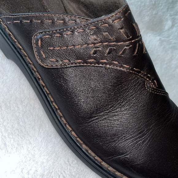 Clarks Shoes - Picture 6 of 11